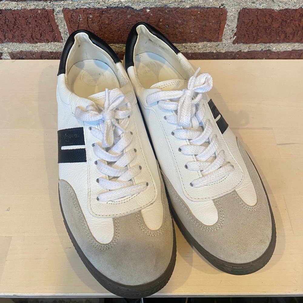 Paul Green White and Black Athletic Shoes
